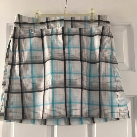 IZOD Golf Skorts - Picture 1 of 1